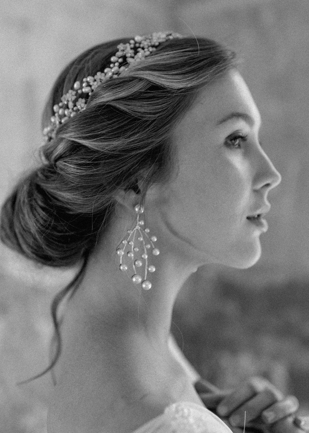 Elizabeth Bower Eden Pearl Chandelier Ohrringe Rhodium