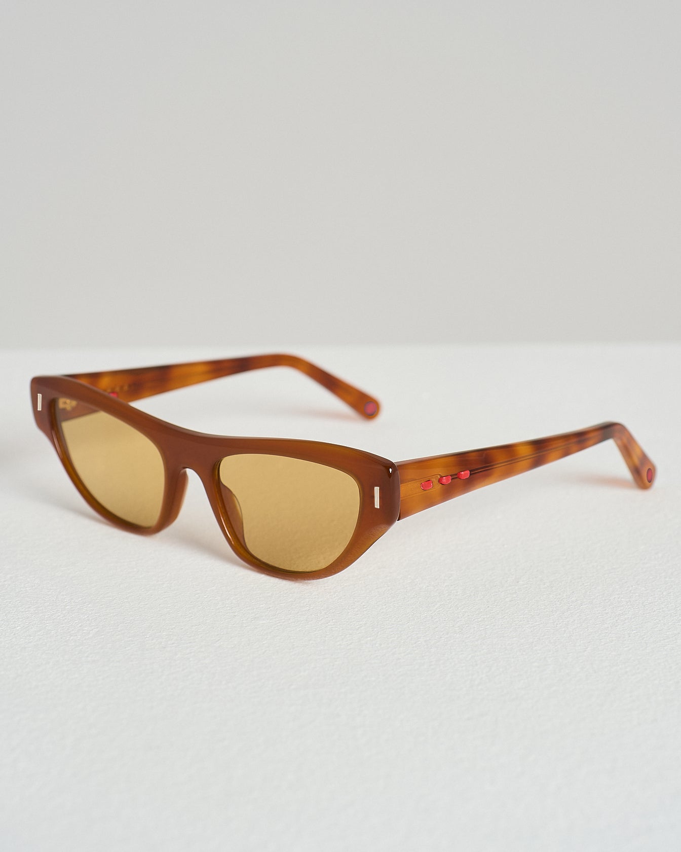 Kiton Sunglasses Cat-Eye Sonnenbrille honig orange