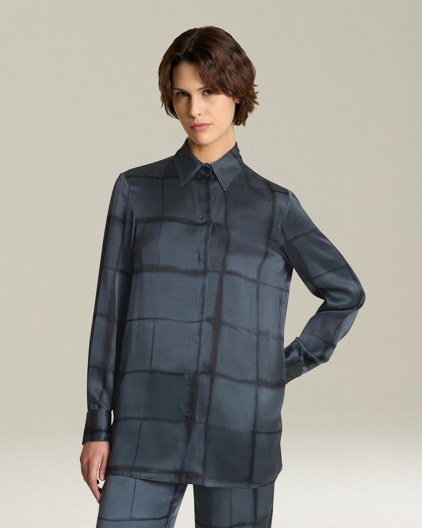 Kiton Shirts Seidenhemd bedruckt verdeckte Knopfleiste