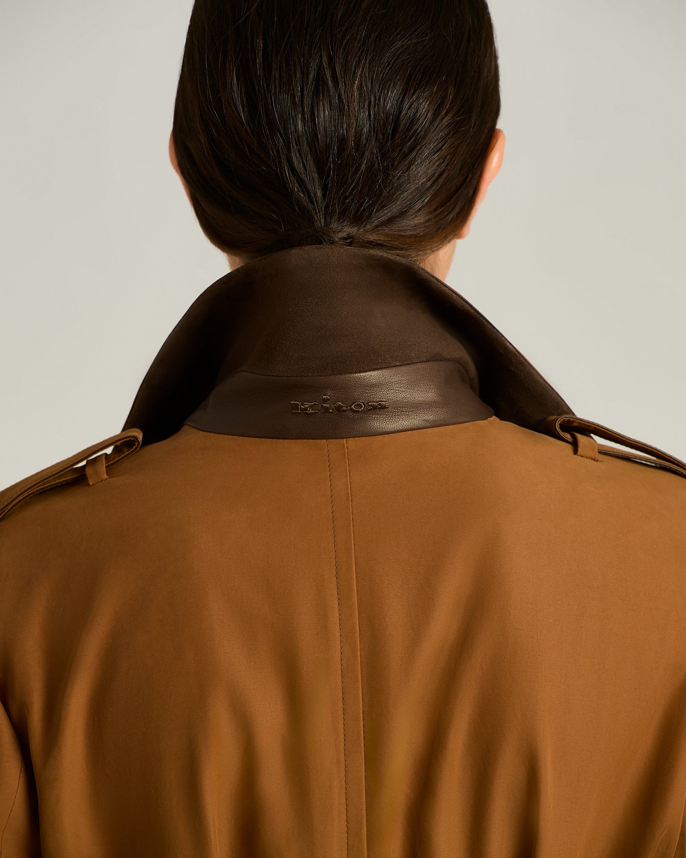 Kiton Tailored Cotton Leather Trenchcoat Trenchcoat mit Gürtel