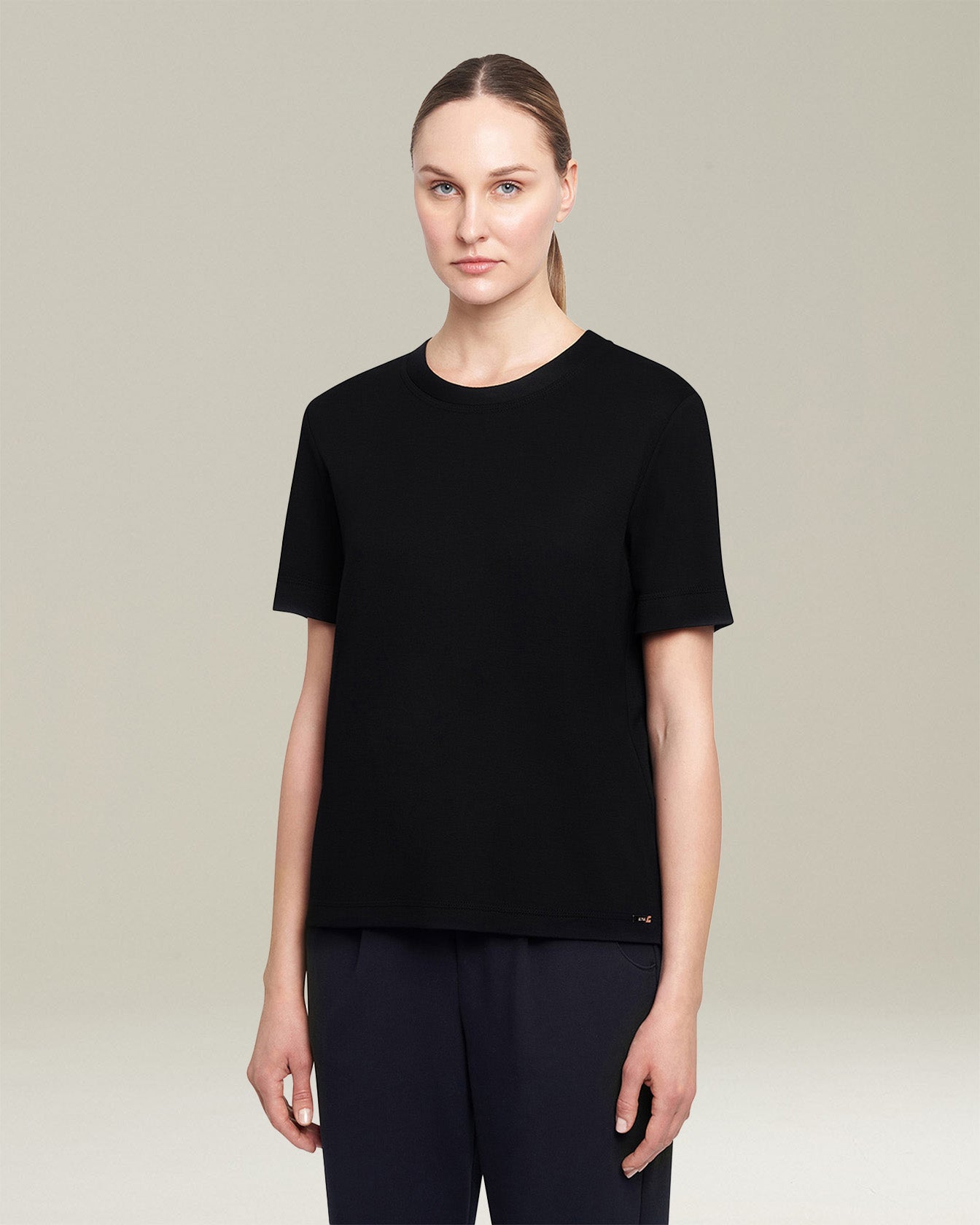 Kiton Essentials T-Shirt Viskose Schwarz Gr. 46