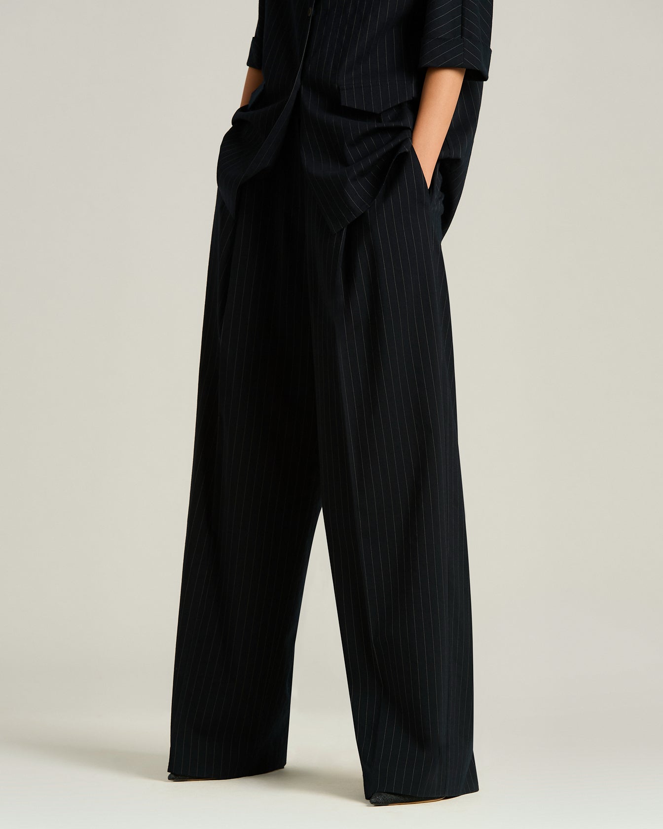 Kiton Tailored Lightweight Wool Black Hose Schwarz 46