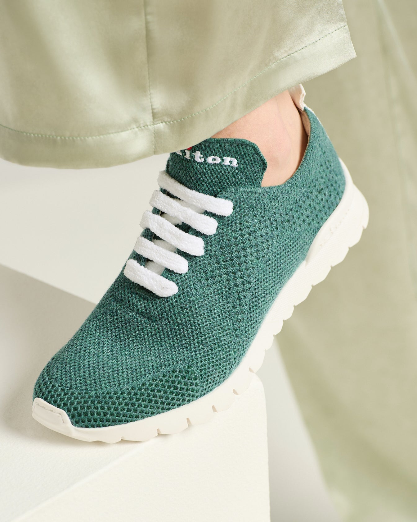 Kiton Fits Sneakers Cashmere Grün Gr. 40