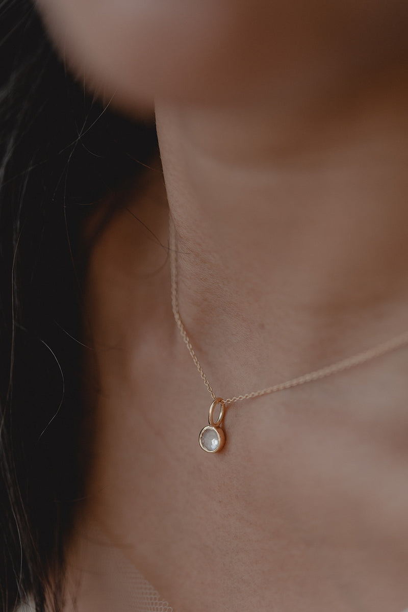 Juvelan Annabelle Halskette Silber mit rundem Kristall