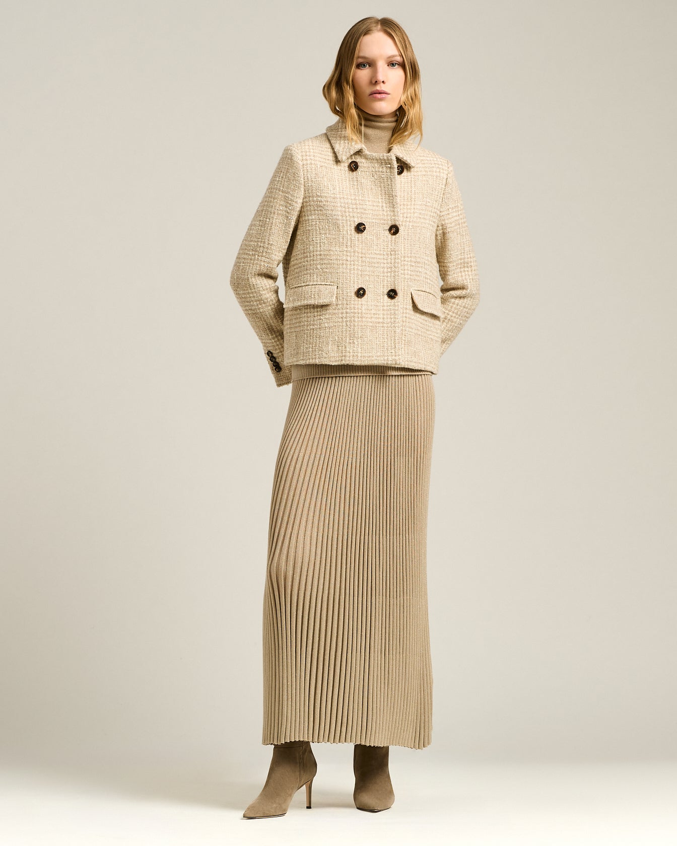 Kiton Shoes Beige Kid Suede Stiefel 38 Stiletto