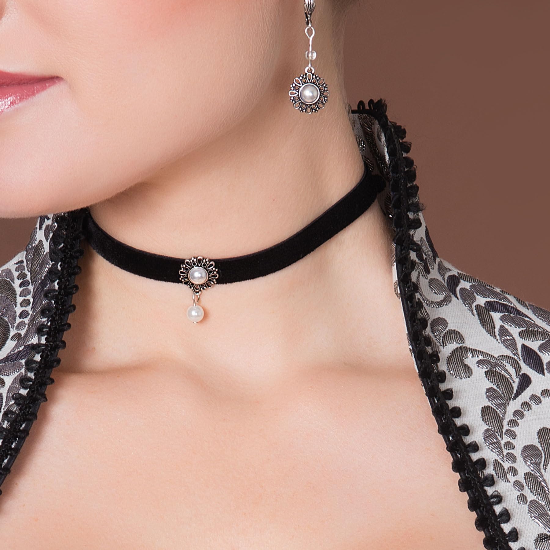 Alpenflüstern DAHEIM Helena SET050 Schmuck-Set Kette Ohrringe Schwarz