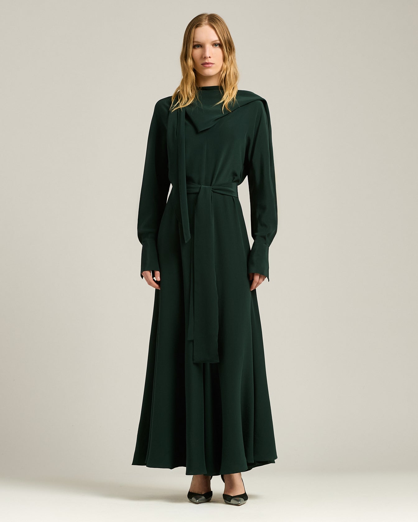 Kiton Dresses Pine Green Seidenkleid 40 Drapiert Lang