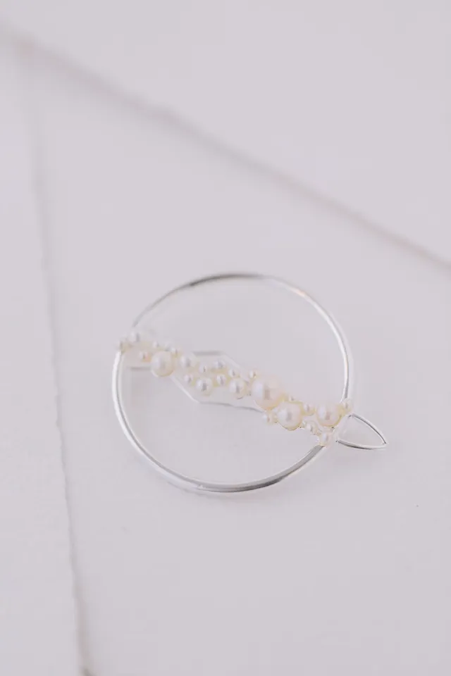 Juvelan Companion Haarclip Perlen Silber rund 4 cm Braut