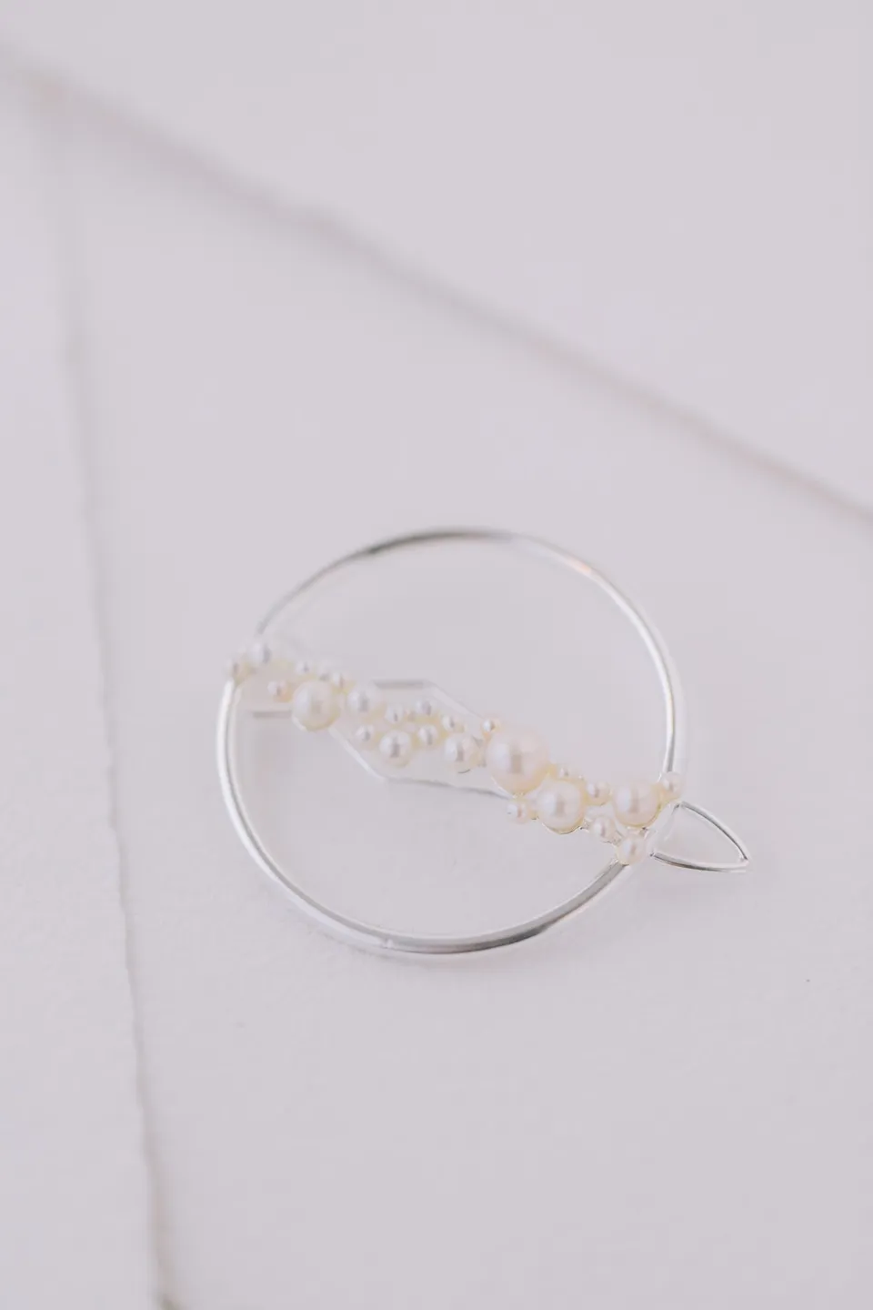 Juvelan Companion Haarclip Perlen Silber rund 4 cm Braut