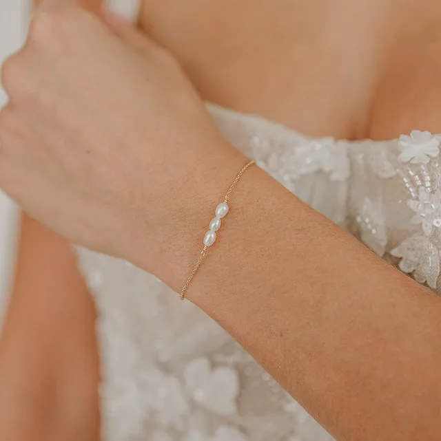 Perlenbräute Armbänder Amelie Armband Gold Süsswasserperle