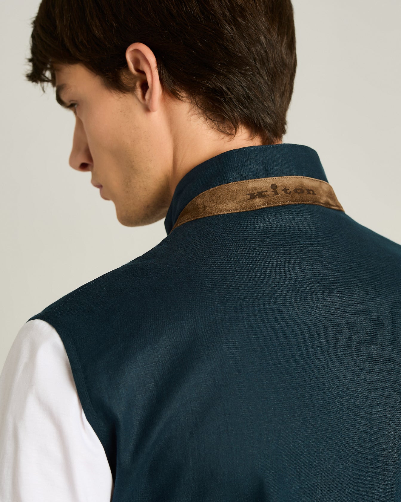 Kiton Gilet Weste navy Leinen Lammfellkragen