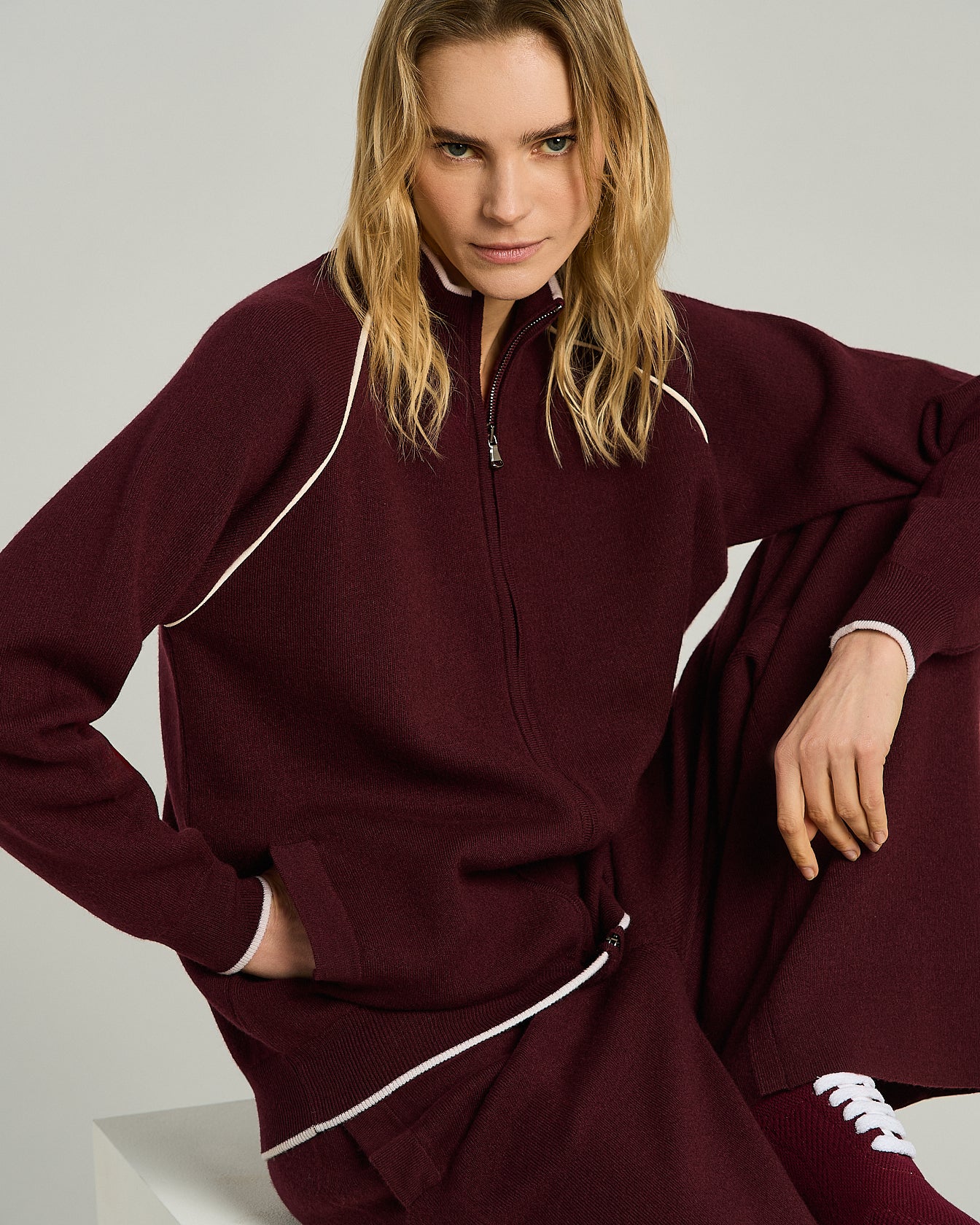 Kiton Knitwear Wool Sweatshirt Bordeaux Gr. 44 Zip