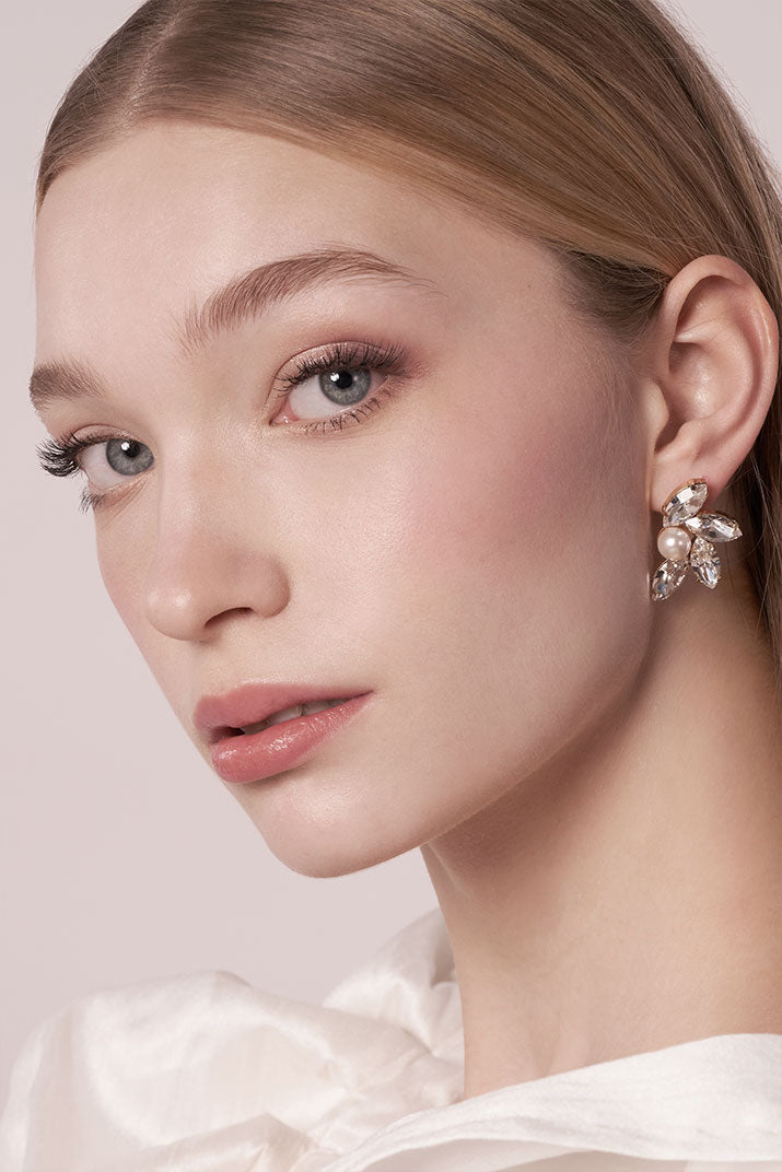 Elizabeth Bower Pinion Ohrstecker Kristall Perle Rhodium