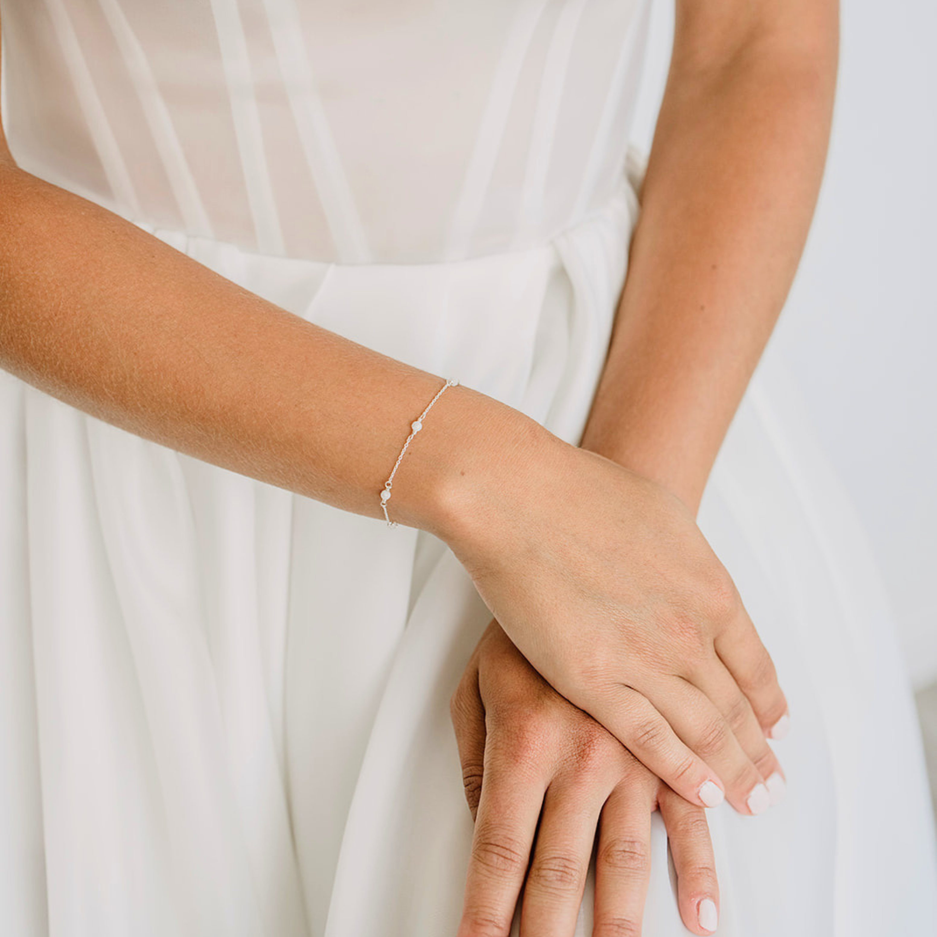 Perlenbräute Luna Armband Mondsteine 17-20cm Verlängerung