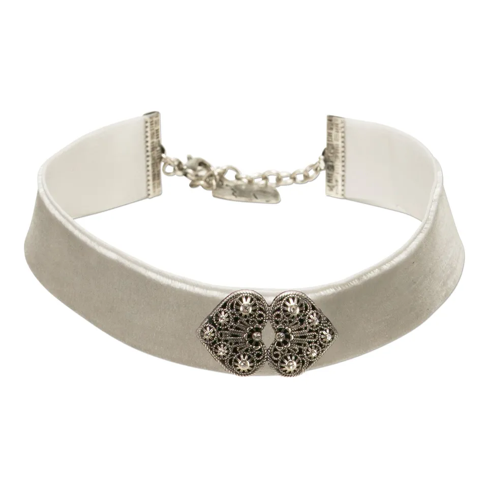 Alpenflüstern DAHEIM DHK206 Kropfband Grau Ornamentherzen