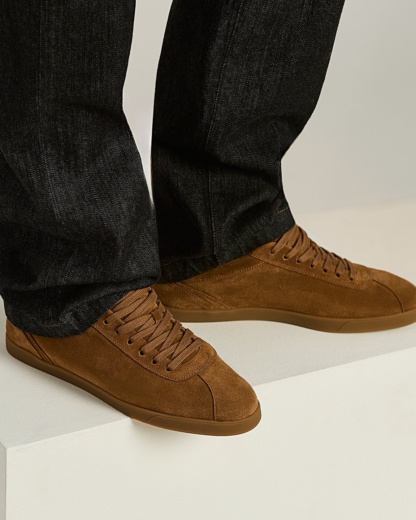 Kiton Sneaker Cognac Gr. 42 Wildleder Sohle Ton in Ton
