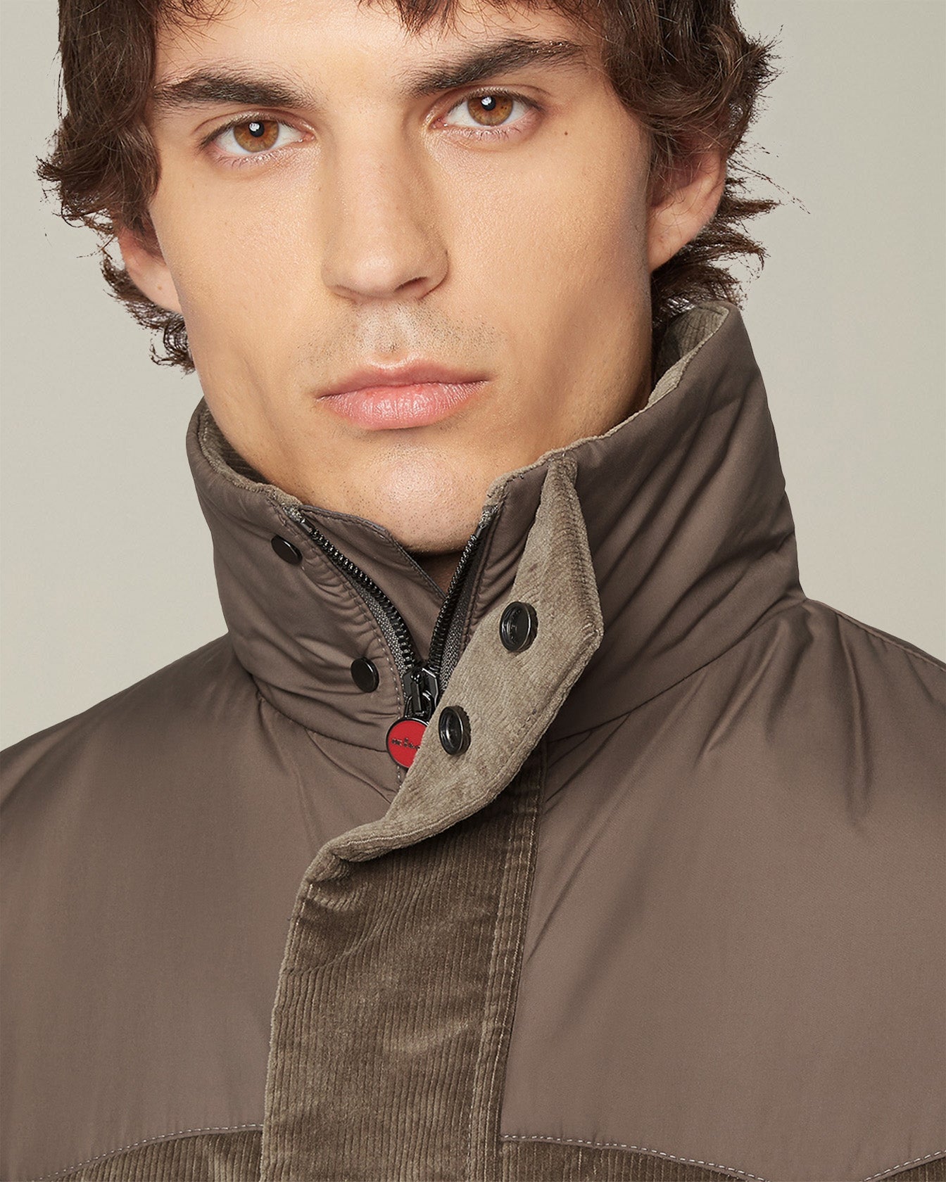 Kiton Gilet Velvet Sleeveless Daunenweste Samt leicht