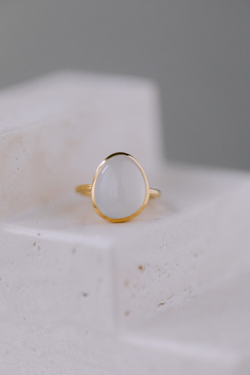 Juvelan London Statementring Mondstein Silber Cabochon