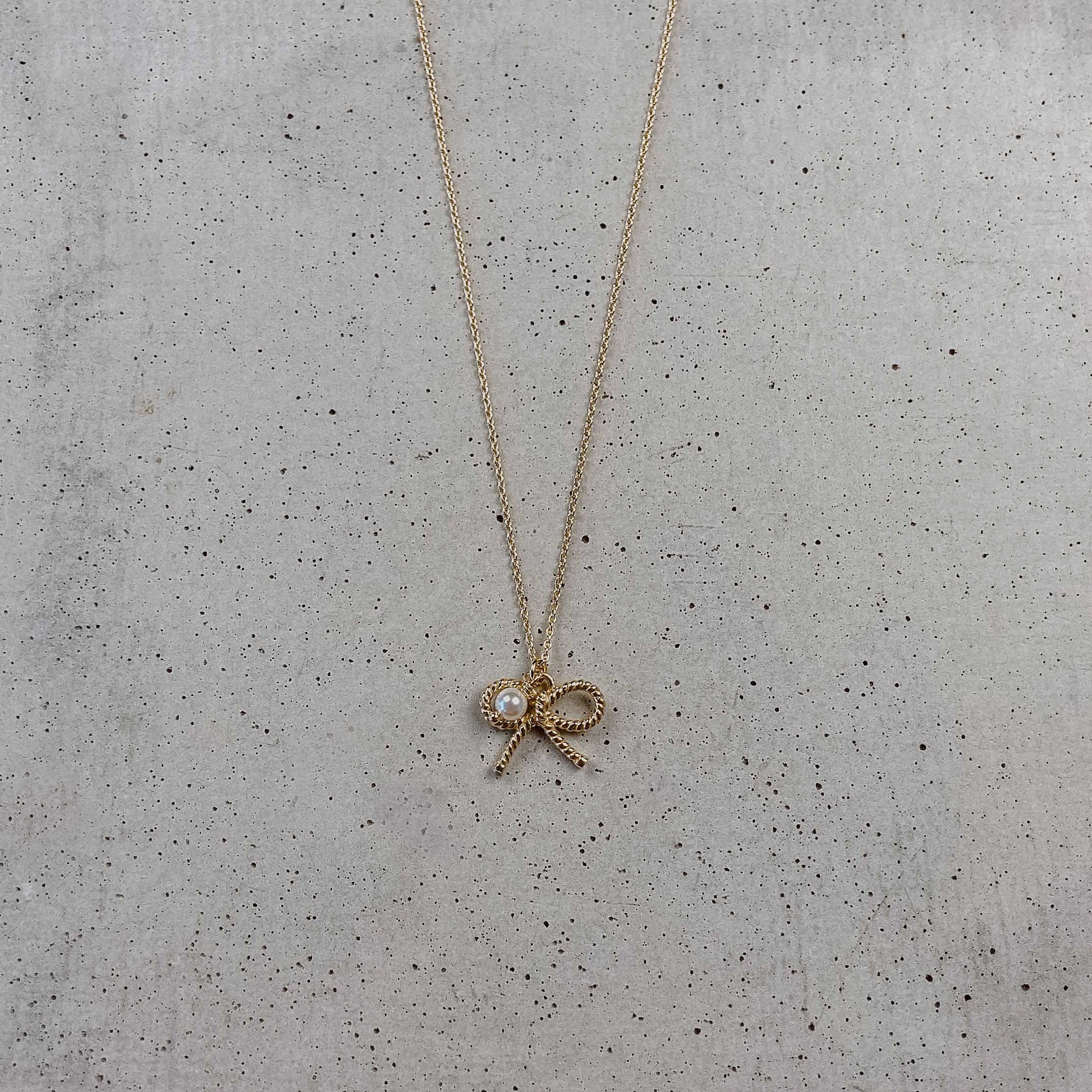 Perlenbräute Halskette Pinella Schleife Perle Gold 50 cm