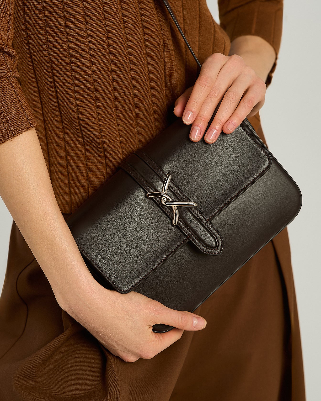 Kiton Bags Iside Schultertasche Leder dunkelbraun TU