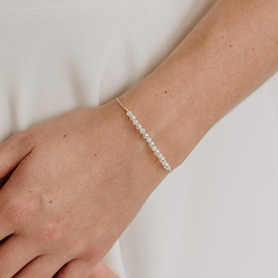 Perlenbräute Mila Armband Perlen dezent Gold 16-19cm