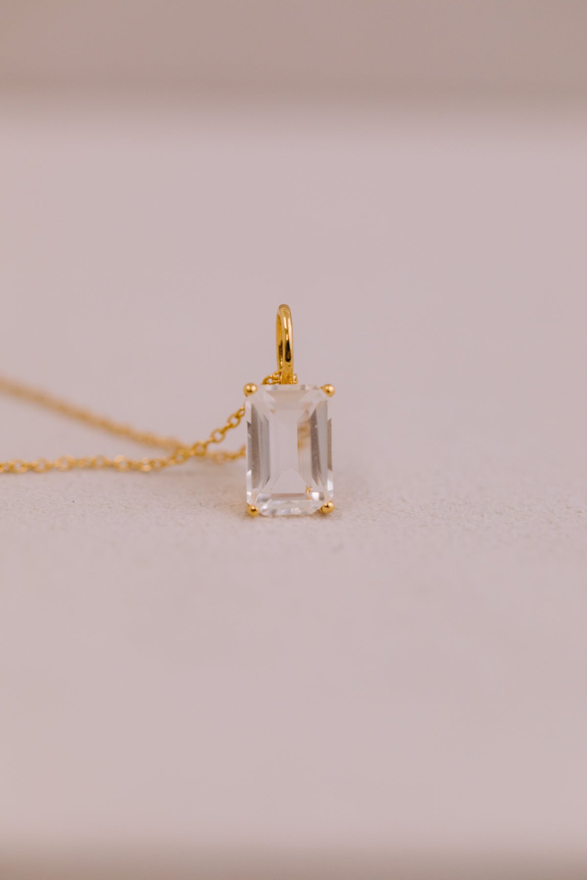 Juvelan Icon Smaragdschliff Halskette Gold Kristall