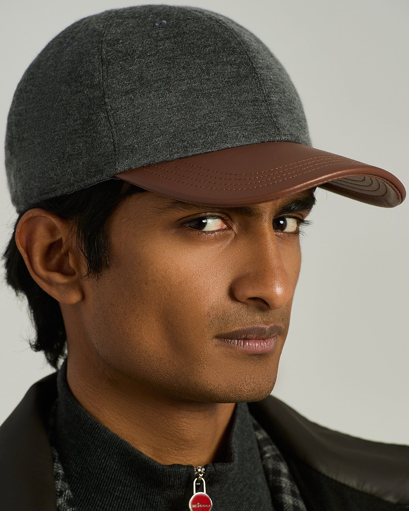 Kiton Baseball Cap Grau Kaschmir Leder TU