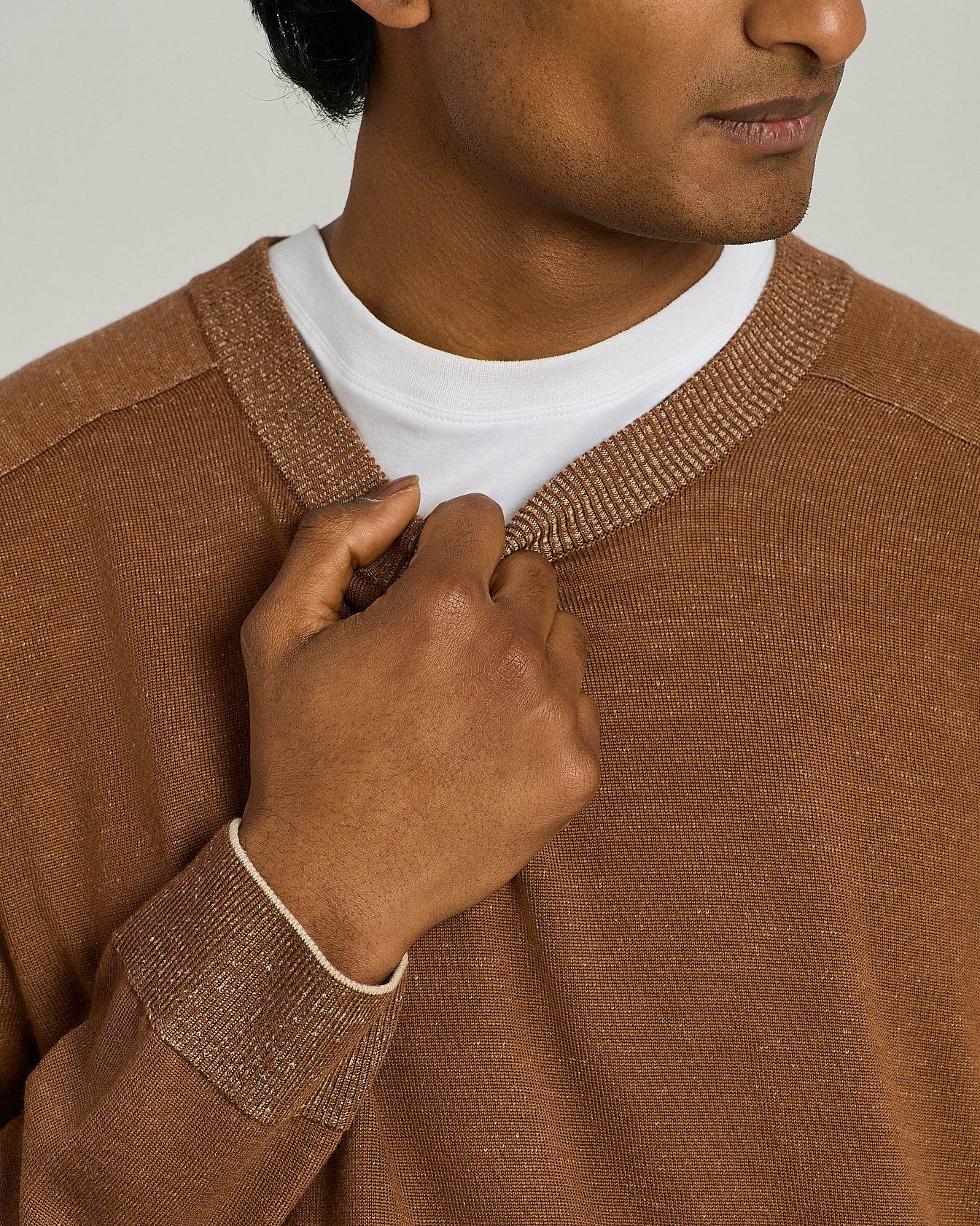 Kiton Brown Virgin Wool Crew-Neck Pullover Braun Wolle