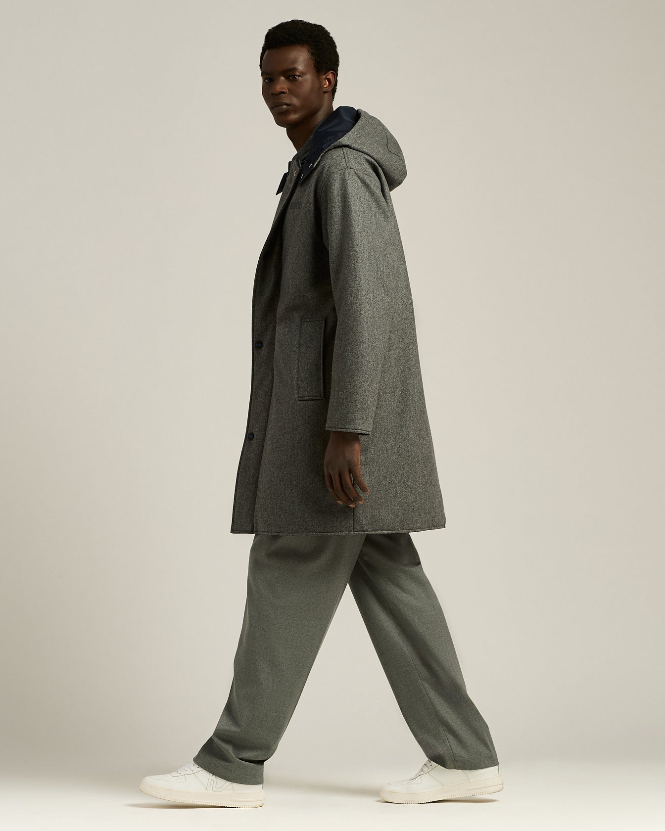 Kiton Outerwear Wollmantel Kapuze Grau Schurwolle Lang