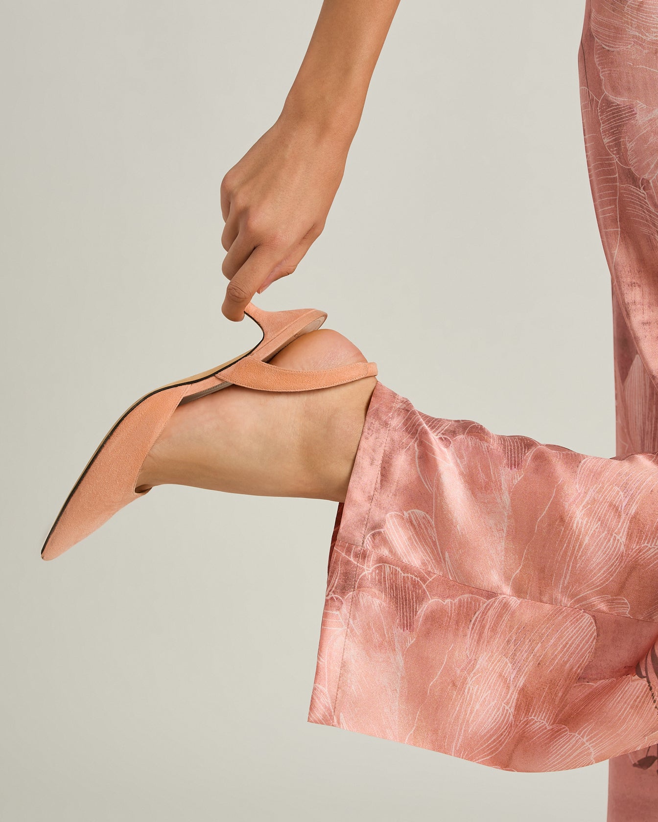 Kiton Pumps Wildleder Apricot Pink Absatz