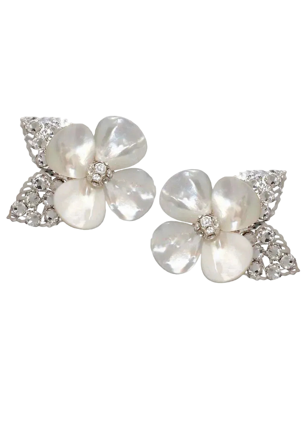Elizabeth Bower Petal Flower Ohrstecker Perlmutt Clip