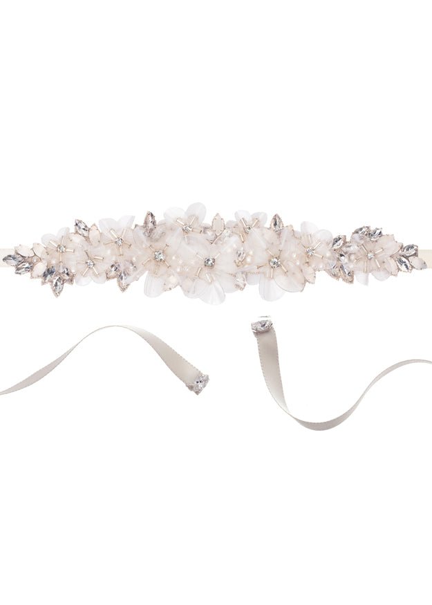 Elizabeth Bower Francine Floral Sash Kurz Brautgürtel