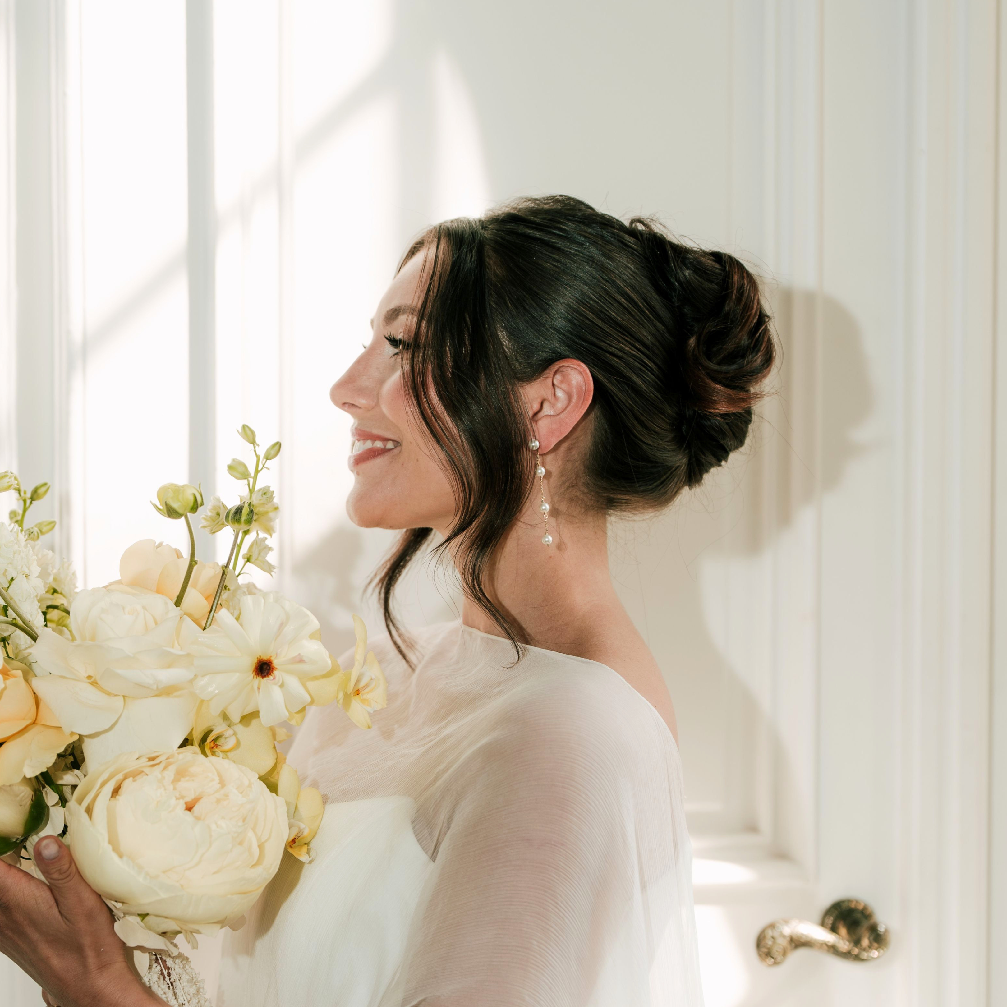 Perlenbräute Lola Ohrringe Hochzeit Perlen Gold 2-in-1