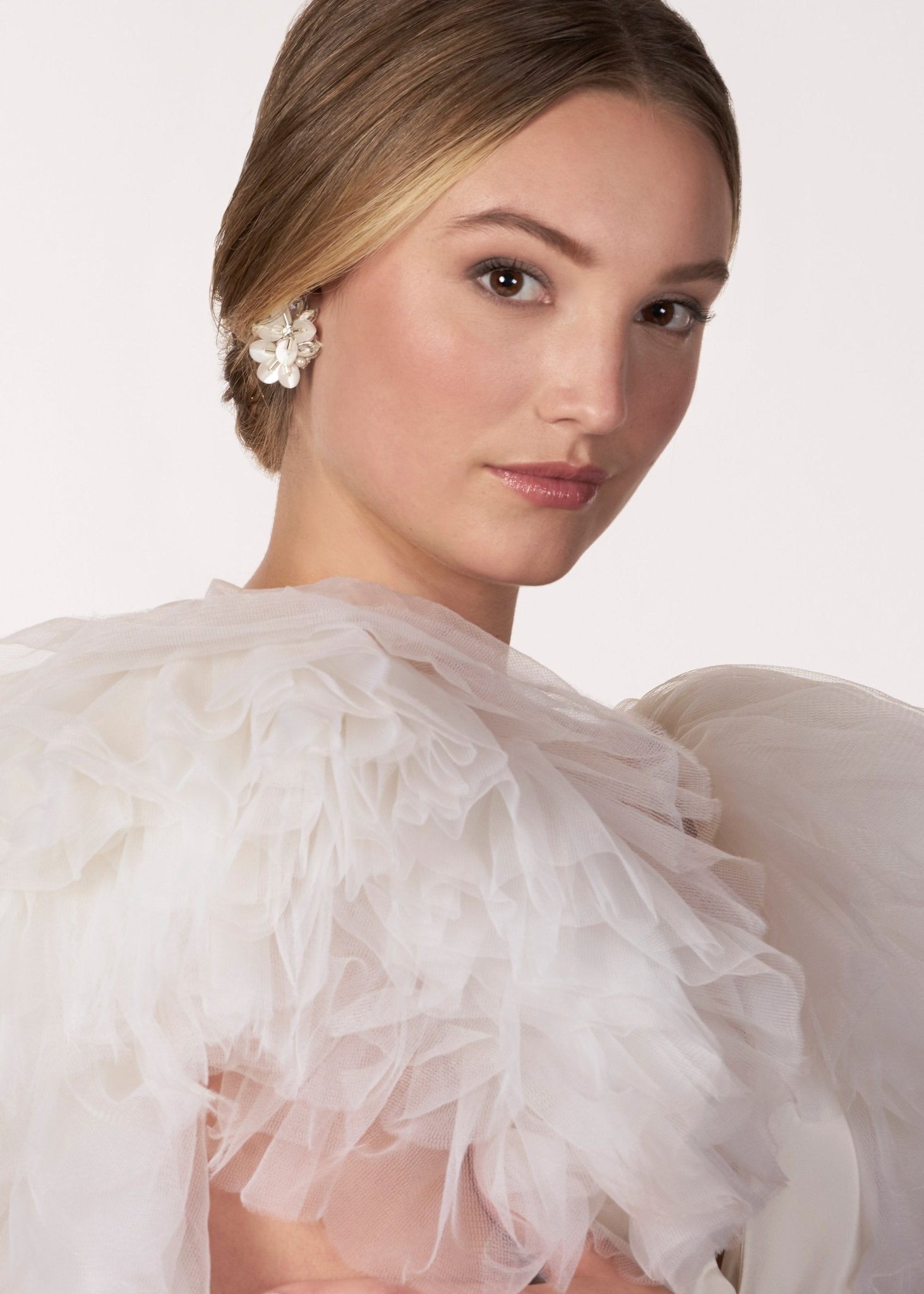 Elizabeth Bower Francine Cluster Ohrstecker Pearl Blumen