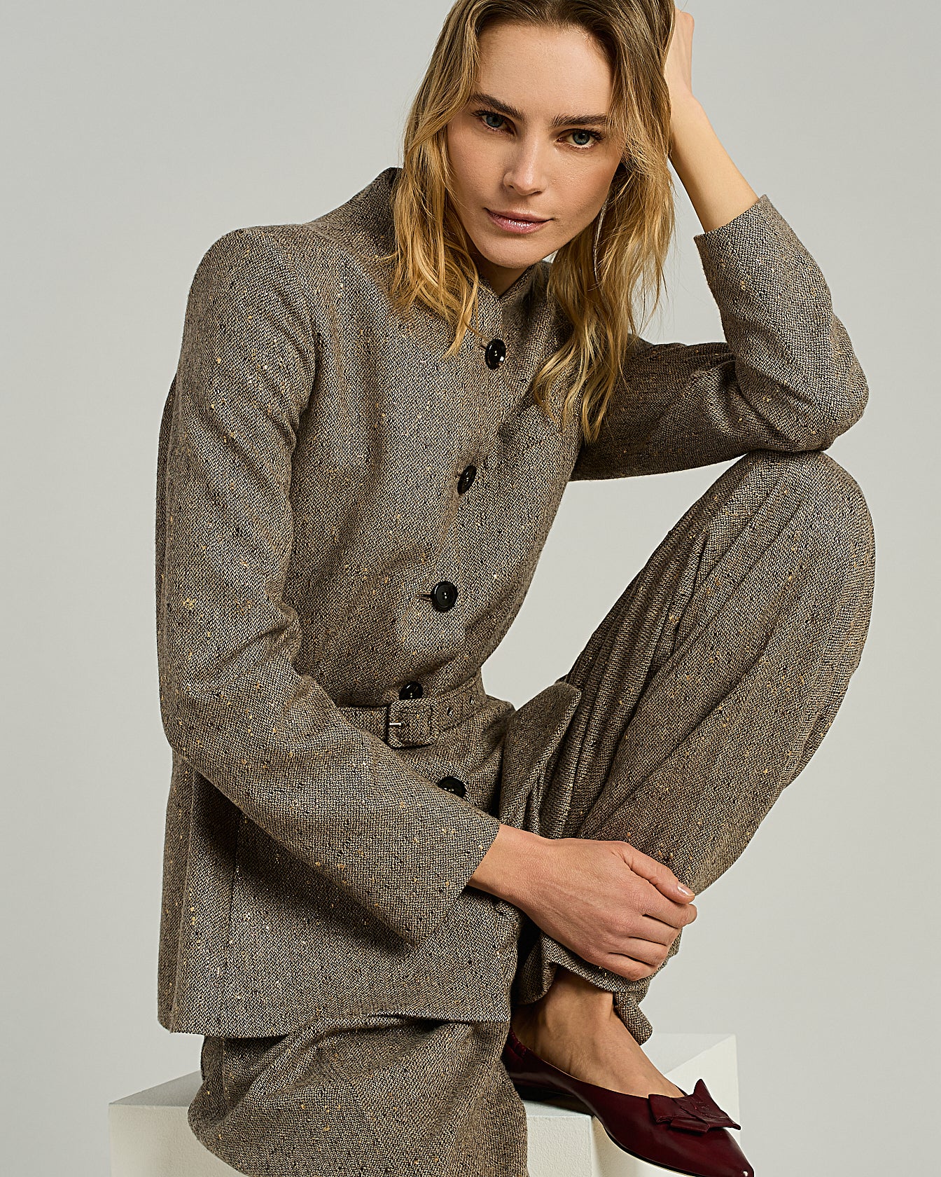 Kiton Jackets Brown Bouclé Tweed Gürteljacke Größe 40