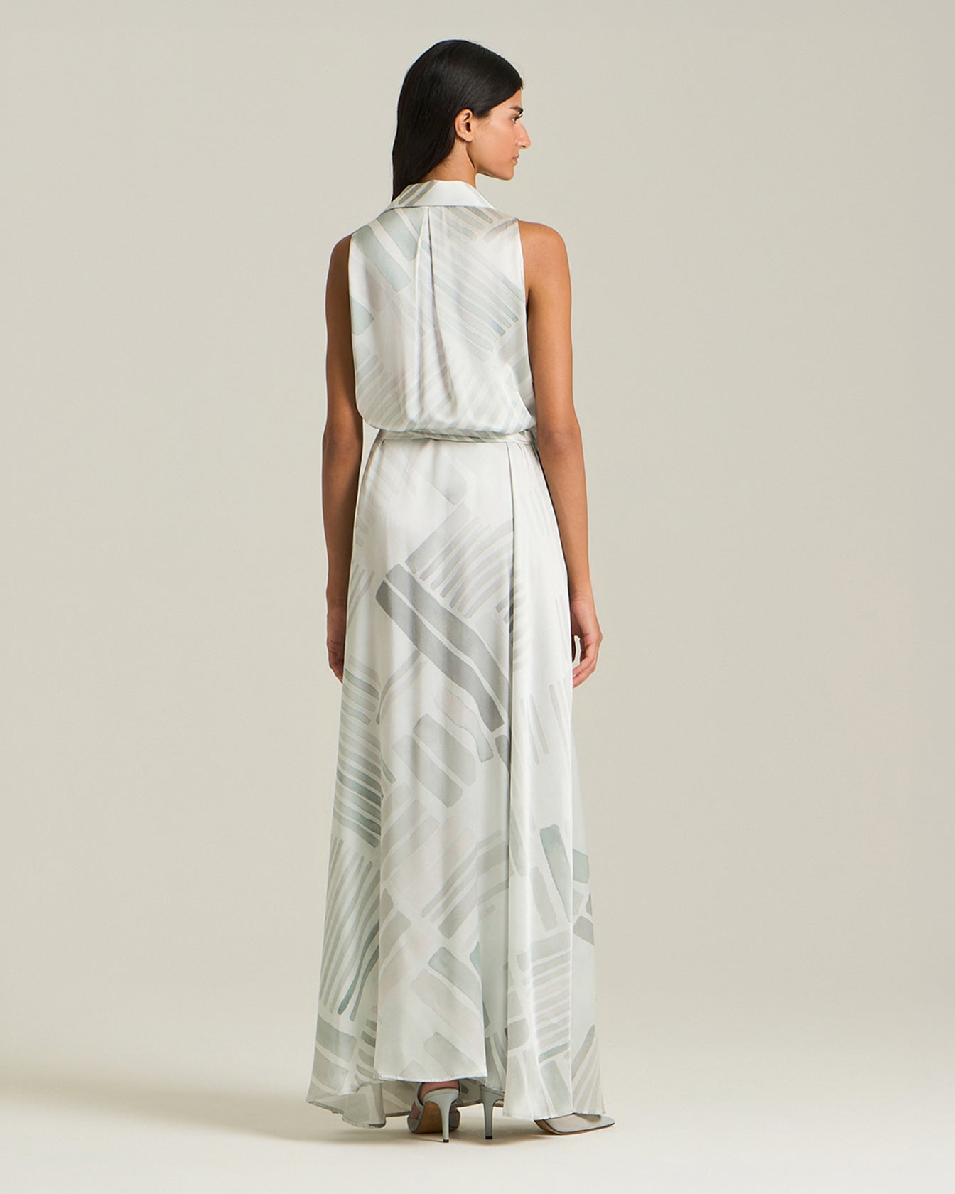 Kiton Dresses Seidenkleid Ethnic Brush Wickeloptik Schlitz