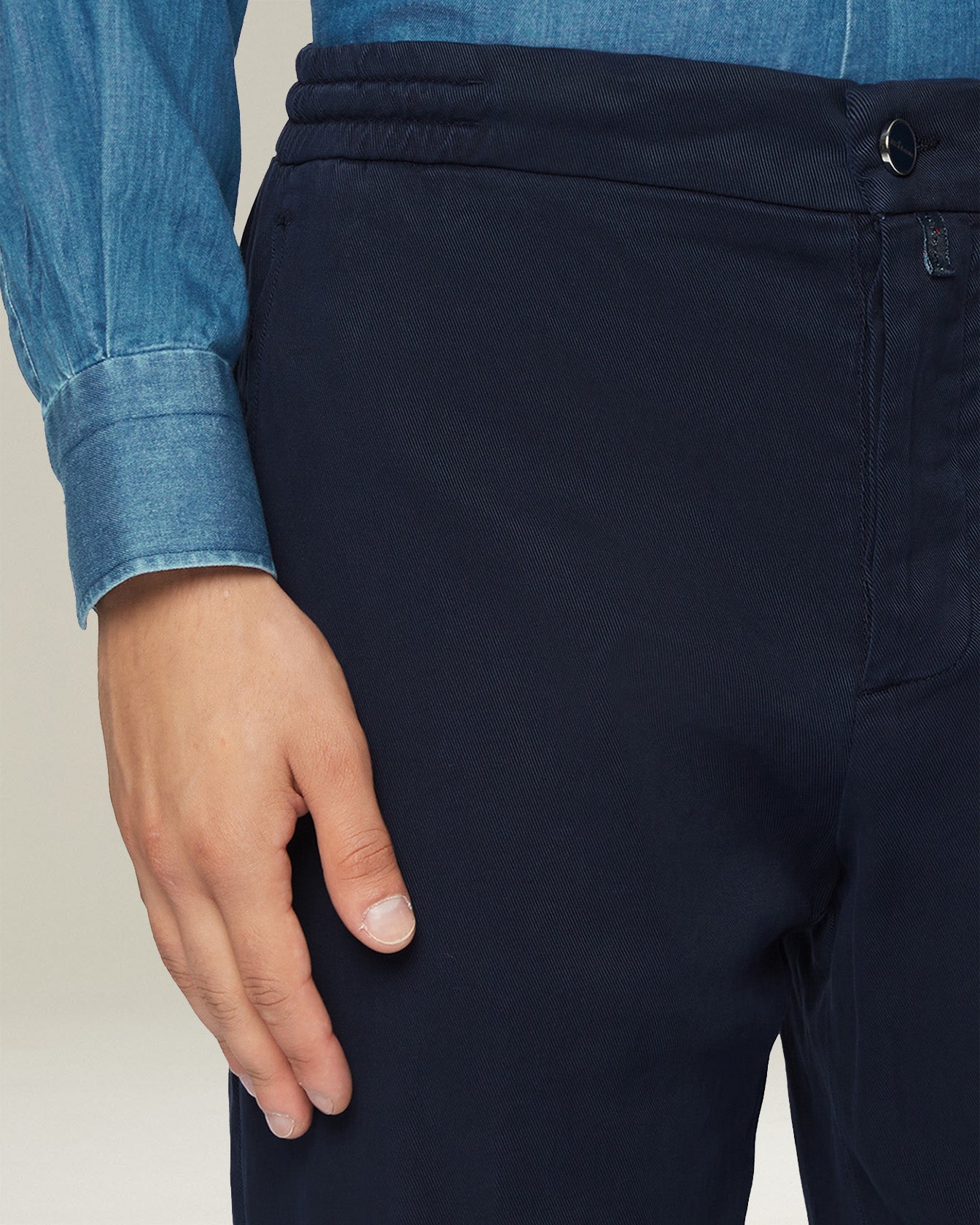Kiton Comfort Hose Baumwolle Lyocell Kordelzug Gr. 50