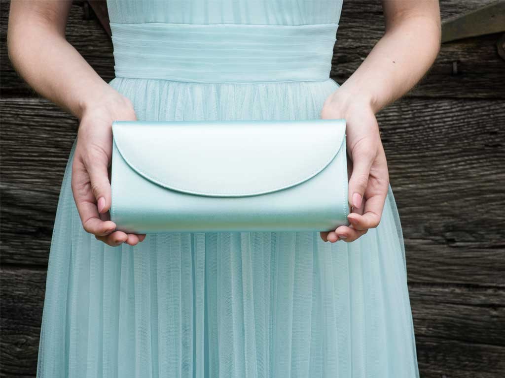 Rainbow Club Handbags Celinde Clutch Ivory Satin Kette