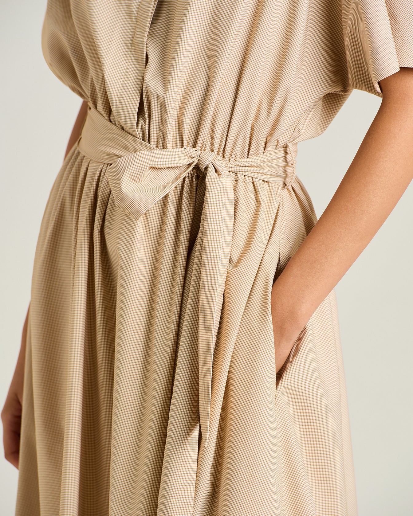 Kiton Dresses Belted Orange Kleid Gr.40 Nylon Seide Midi