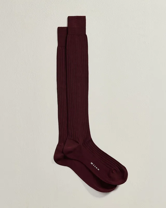Kiton Baumwolle Socken lang gerippt bordeaux Herren