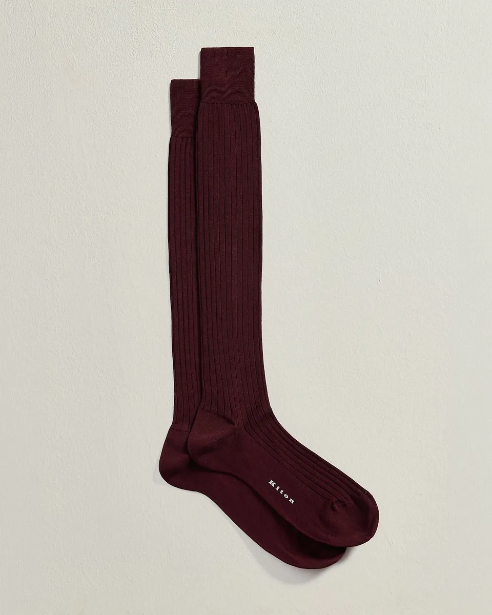 Kiton Baumwolle Socken lang gerippt bordeaux Herren