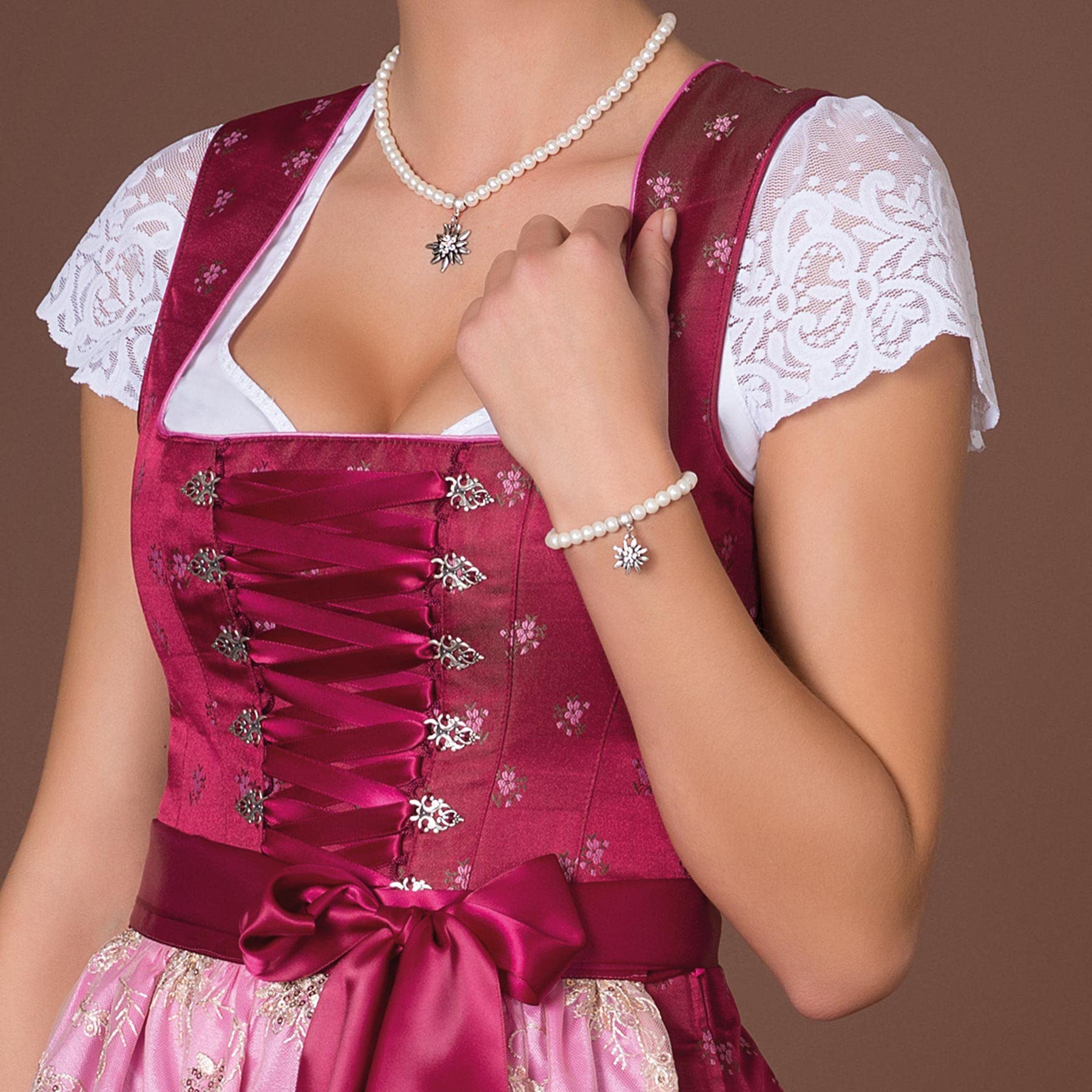 Alpenflüstern DAHEIM Perlenarmband Edelweiss Creme-weiß
