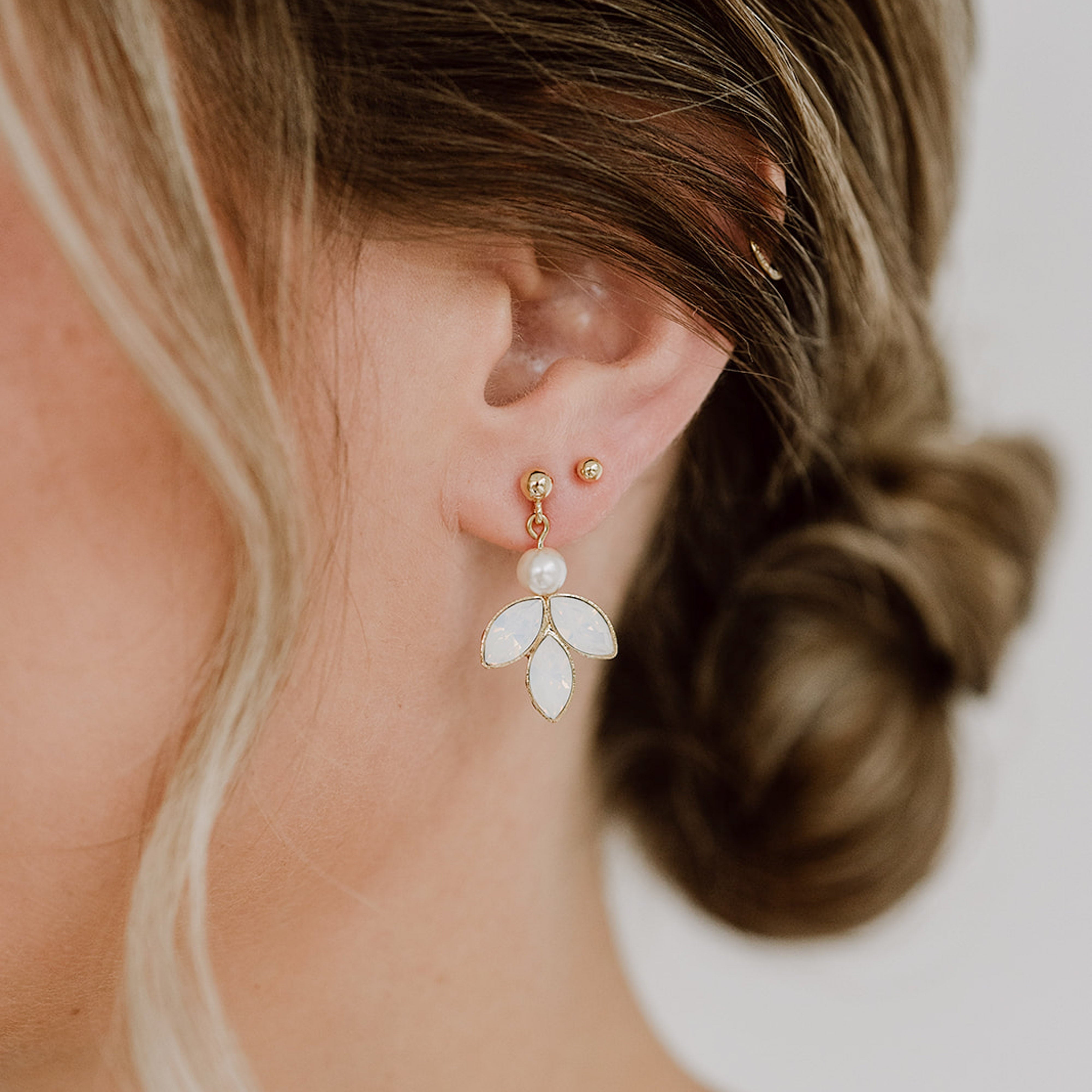 Perlenbräute Kaya 3mm Ohrstecker Gold zweites Ohrloch