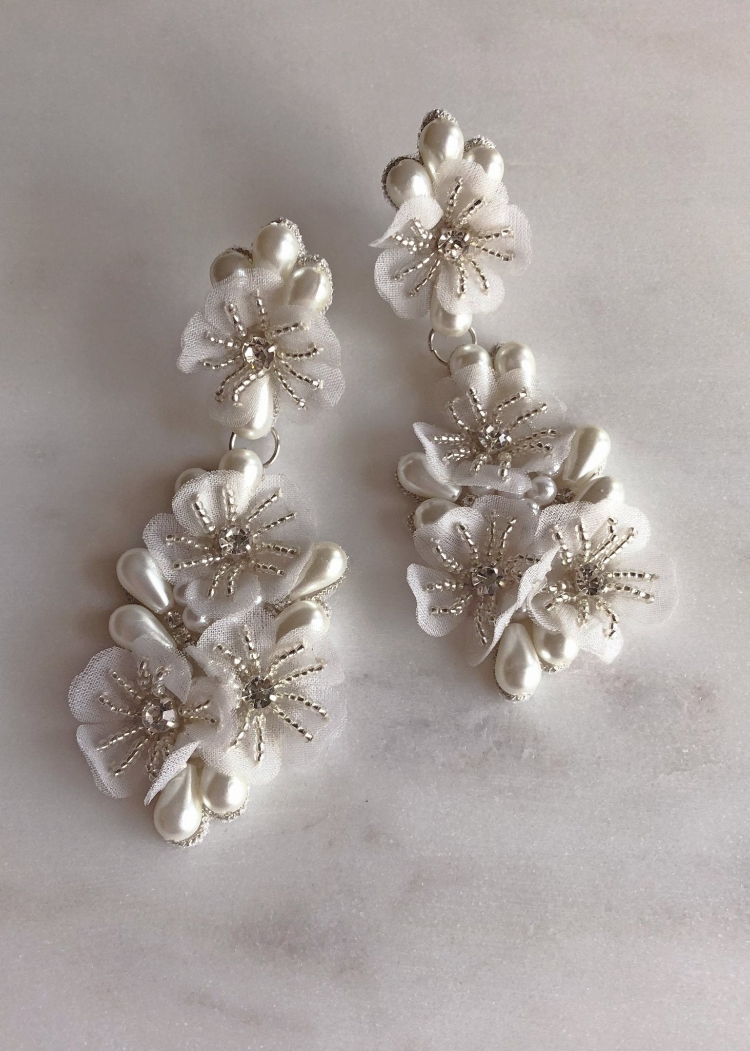 Elizabeth Bower Gardenia Pearl Tropfen Ohrringe Perle