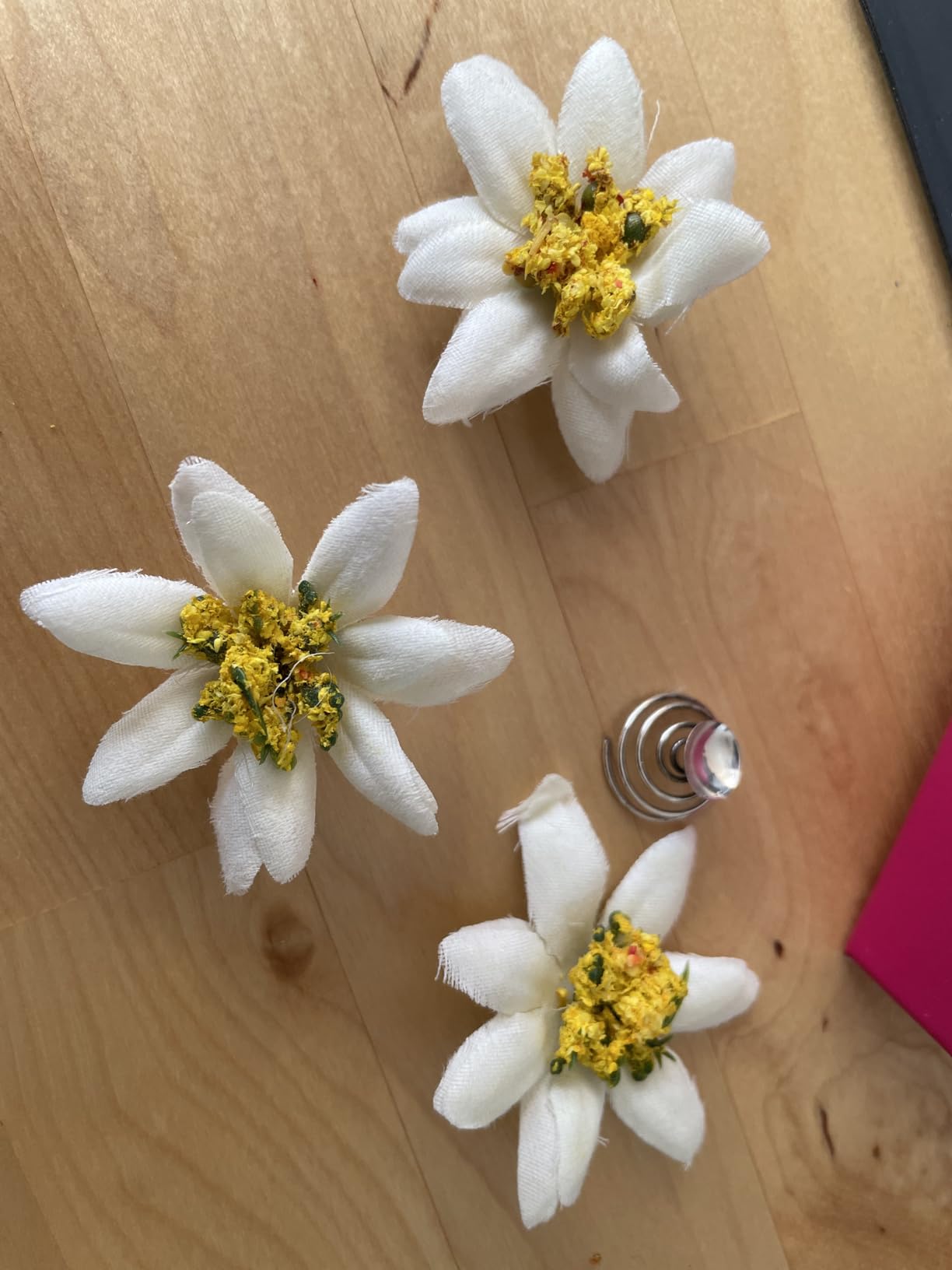 Alpenflüstern DAHEIM Haar-Curlies Edelweiss creme-weiß 3er