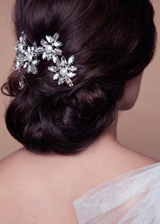 Elizabeth Bower Lily Crystal Haarkamm Rhodium Statement