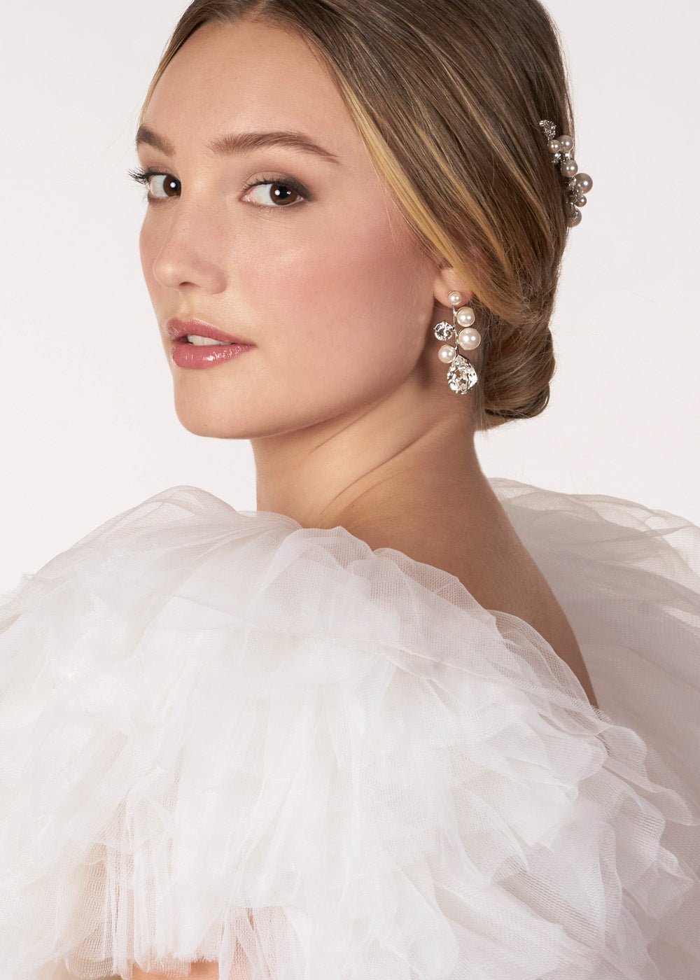 Elizabeth Bower Bubble Pearl Tropfenohrringe Rhodium 50mm