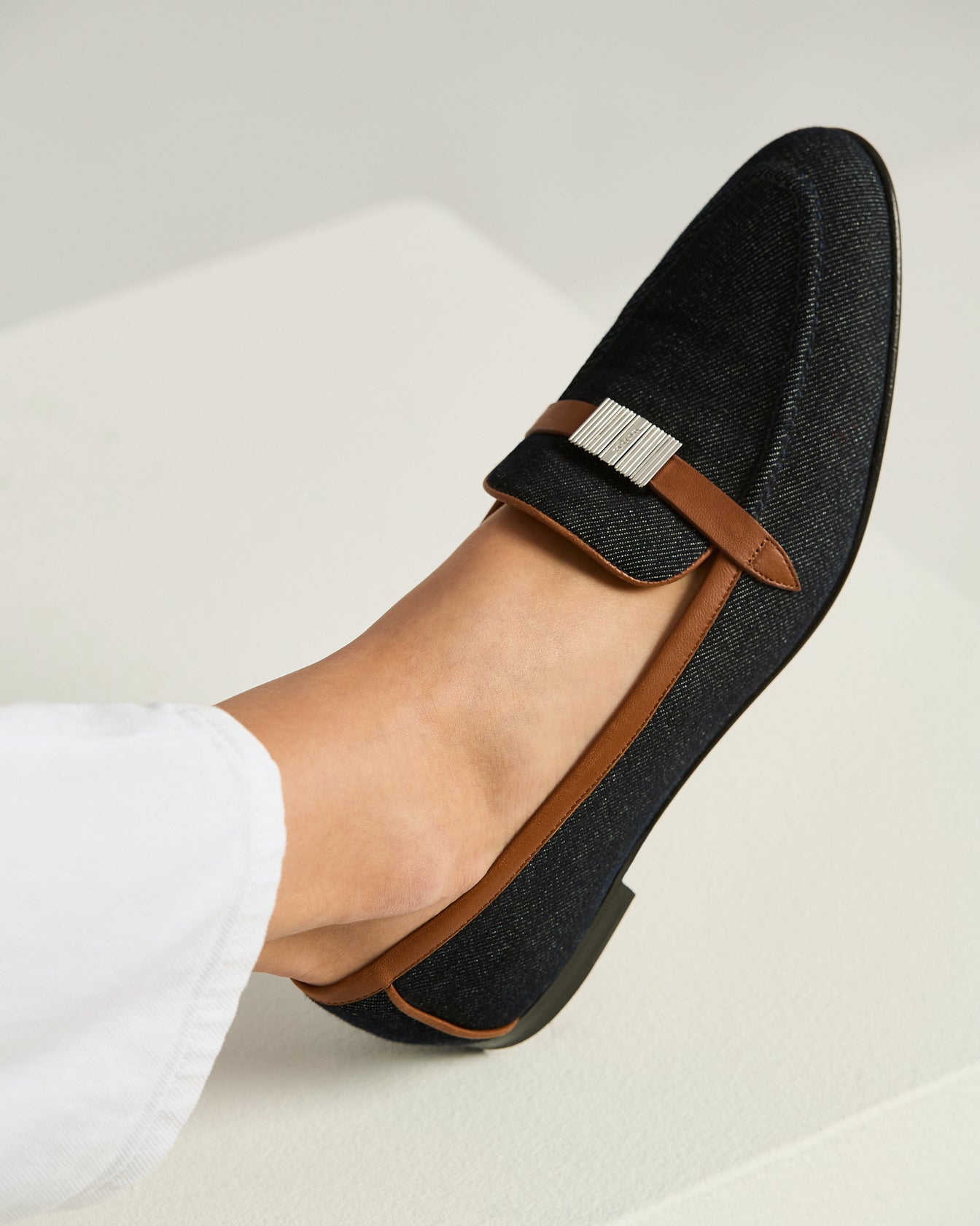 Kiton Loafer Denim-Kalbsleder Slipper blau Gr. 39