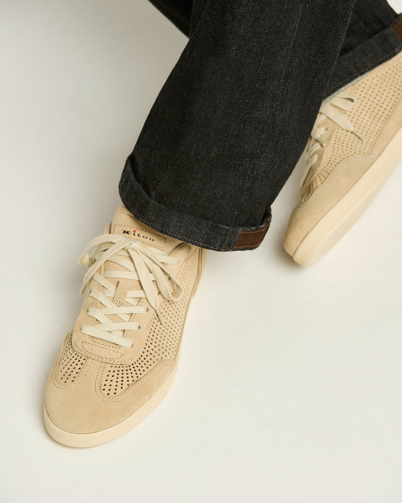 Kiton Shoes Openwork Suede Sneakers Kalbsleder Wildleder