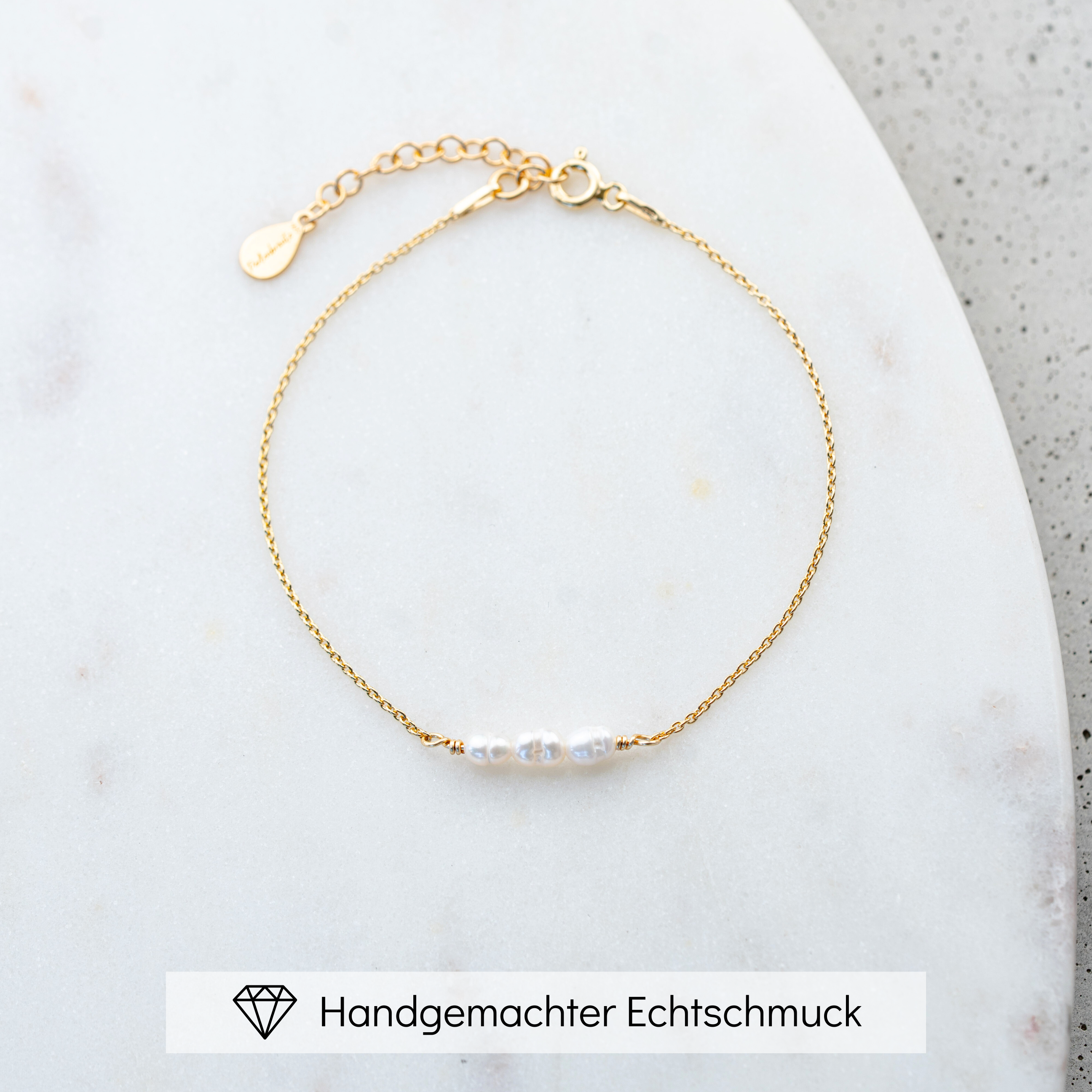 Perlenbräute Armbänder Amelie Armband Gold Süsswasserperle